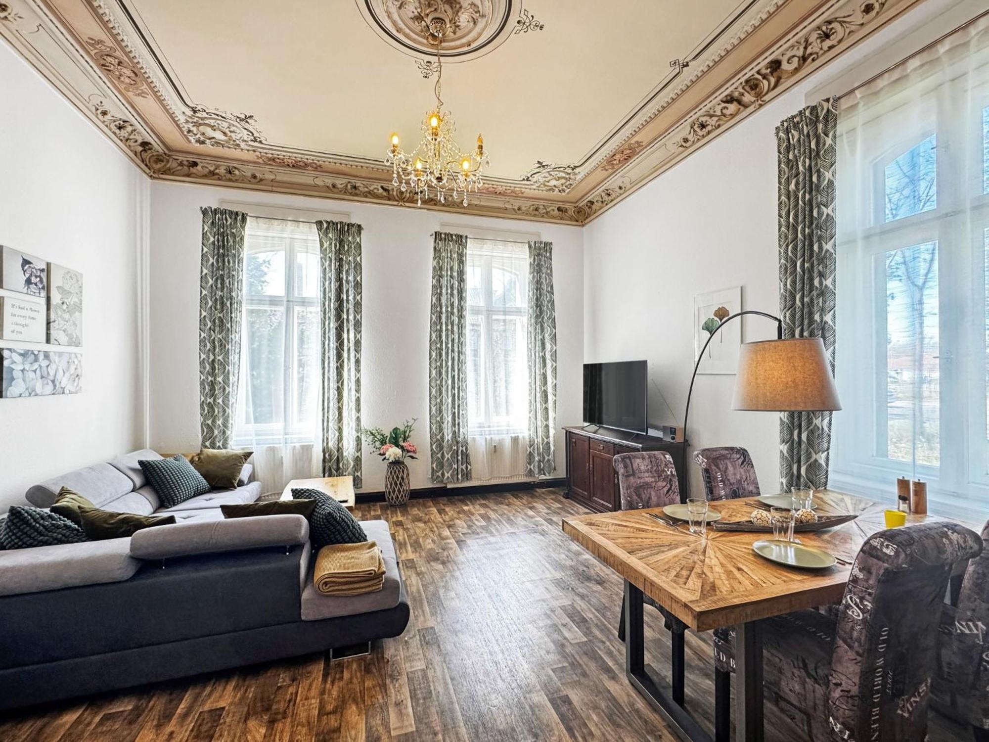 Ferienwohnung Villa Nieske - Jugendstil Denkmal, Free Wlan & Parken, Self Check-In, Smart-Tv Herzberg  Экстерьер фото